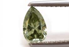 Diamante Camaleón. “Chameleon Pear Shaped Diamonds by Leibish & Co.” Con licencia de Fancy Diamonds bajo CC By 2.0