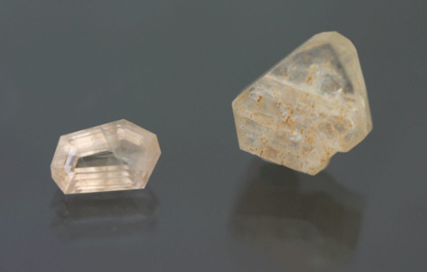 zektzerites - gemas y cristales terminados