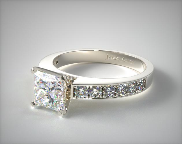 Diamantes de talla princesa - Anillos de compromiso modernos