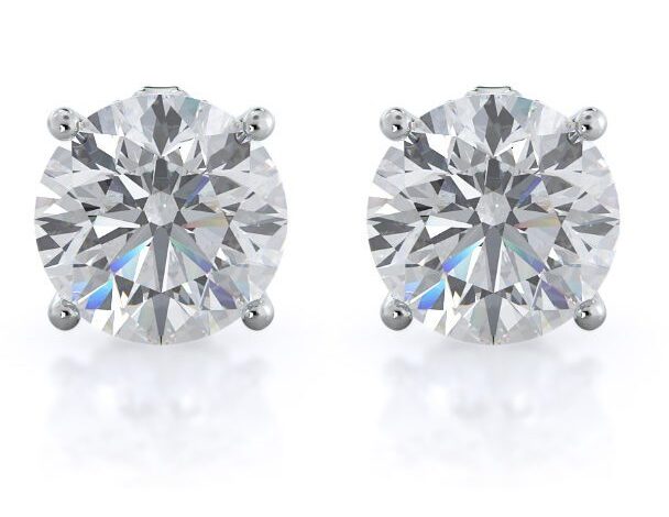 Round Natural Diamond Stud Earrings With Clarity